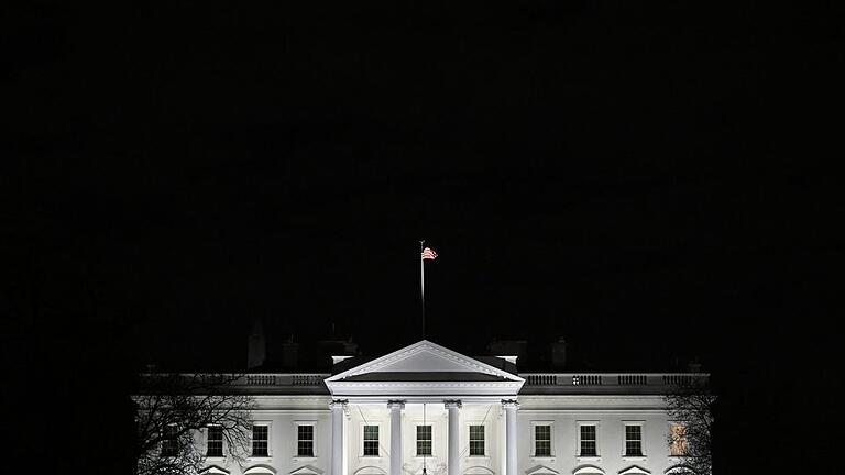 Weißes Haus - Trump ist nicht der erste US-Präsident, der einen Notstand erklärt. Weißes Haus - Trump ist nicht der erste US-Präsident, der einen Notstand erklärt.