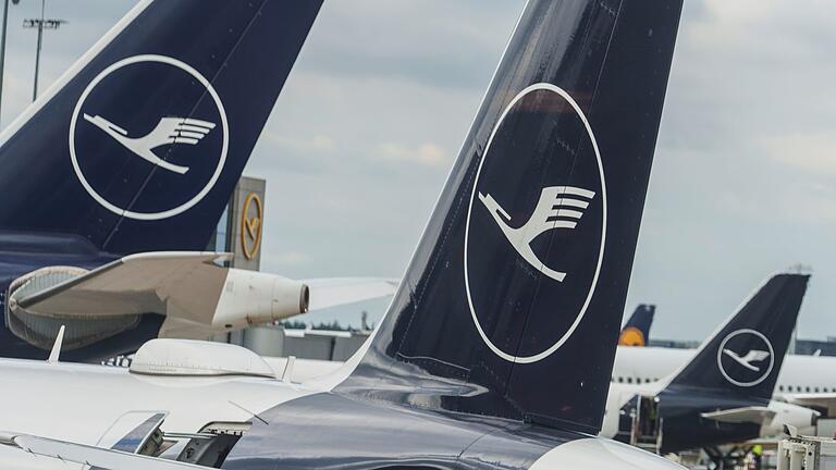 Lufthansa-Jets       -  Als Grund für den Flugstopp wurde eine kurzfristige Veränderung der Sicherheitslage angeführt.