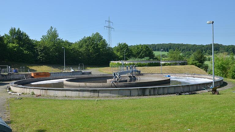 In wenigen Jahren hat die Kister Kläranlage ausgedient. Der Gemeinderat beschloss, das Abwasser zukünftig über die Ahlbachgruppe in Waldbüttelbrunn reinigen zu lassen.