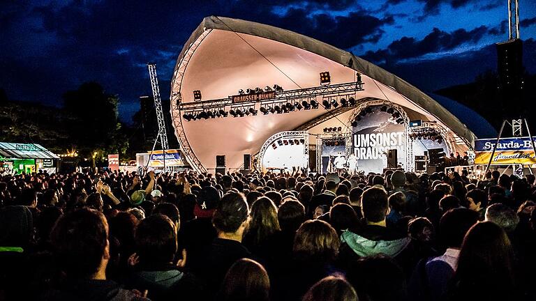 Start der Festivalsaison: Das haben die fränkischen Open Airs zu bieten - Umsonst und Draussen Festival Start der Festivalsaison: Das haben die fränkischen Open Airs zu bieten - Umsonst und Draussen Festival