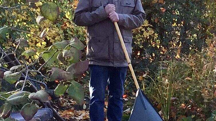 Klaus Sanzenbacher macht sich gerne für die heimische Natur stark. Mit dem LBV hat er eine Blühfäche bei Sickershausen angelegt. Klaus Sanzenbacher macht sich gerne für die heimische Natur stark. Mit dem LBV hat er eine Blühfäche bei Sickershausen angelegt.