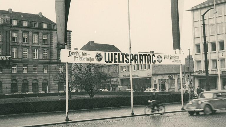 Bereits seit 100 Jahren ruft die Sparkasse Jung und Alt beim Weltspartag zum Sparen auf.