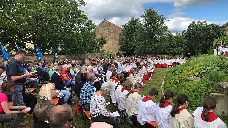 Hunderte kamen am Donnerstag zur Errichtung des Pastoralen Raums Gerolzhofen.