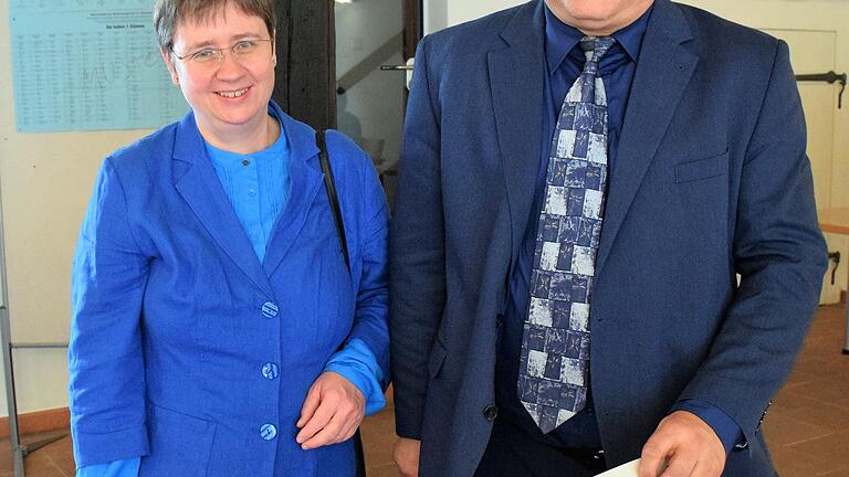 So fing alles an: Bei den Wahlen 2018 kam für die AfD Andrea Klingen in den Bezirkstag und Christian Klingen in den Landtag. So fing alles an: Bei den Wahlen 2018 kam für die AfD Andrea Klingen in den Bezirkstag und Christian Klingen in den Landtag.