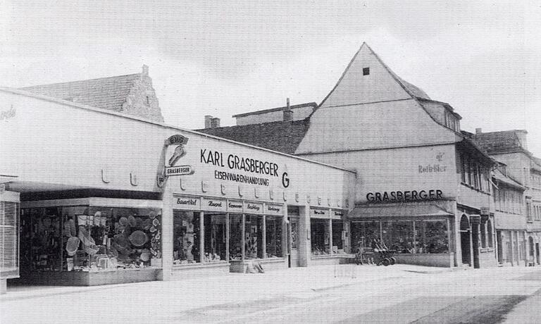 Ein Fachgeschäft aus früheren Zeiten: der Grasberger in der Brückenstraße.