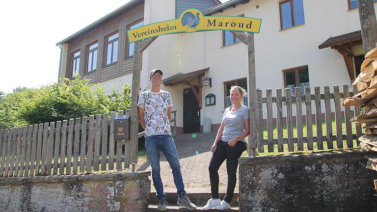 Claudia und Timo Winkler wollen die Gastronomie im Musikheim Wohnrod wiederbeleben.