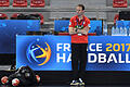 Mit &bdquo;Riesenrespekt&rdquo;       -  Dagur Sigurdsson beim Training in Rouen. Der Bundestrainer sieht das eigene Team gegen Ungarn als Außenseiter. Foto: Marijan Murat