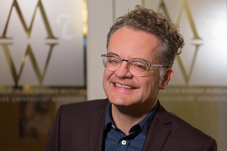 Der Direktor der Neueren Abteilung des Universitätsmuseums, Professor Damian Dombrowski, wurde sowohl in das Lenkungsgremium als auch in den wissenschaftlichen Beirat des Netzwerks berufen. Der Direktor der Neueren Abteilung des Universitätsmuseums, Professor Damian Dombrowski, wurde sowohl in das Lenkungsgremium als auch in den wissenschaftlichen Beirat des Netzwerks berufen.