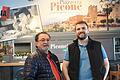 Giovanni Picone (links) hat seine 'Piazzetta Picone' im Rewe-Markt in Gerolzhofen an seinen Nachfolger Adriano Meyer übergeben.