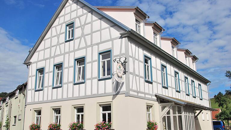 Das 'Gasthaus am Berg' hat sich zu einem Schmuckstück gemausert. Das 'Gasthaus am Berg' hat sich zu einem Schmuckstück gemausert. 