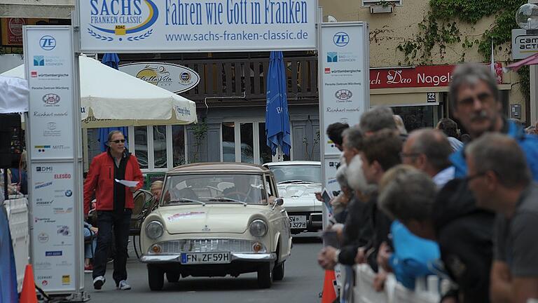 Präsentation auf dem Bad Kissinger Marktplatz.