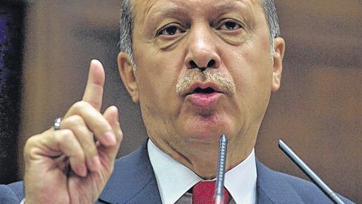 Recep Tayyip Erdogan: Der türkische Regierungschef will am Samstag in der Lanxess-Arena in Köln sprechen. Das sorgt für heftige Kritik.