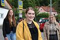 Josephine Douglas (vorne), Sophie Siemon (links) und Marie Schlott griffen ein, als ein Autofahrer am Freitag hilflos in seinem verschlossenen Wagen saß. Foto: Ulrike Müller       -  Josephine Douglas (vorne), Sophie Siemon (links) und Marie Schlott griffen ein, als ein Autofahrer am Freitag hilflos in seinem verschlossenen Wagen saß. Foto: Ulrike Müller