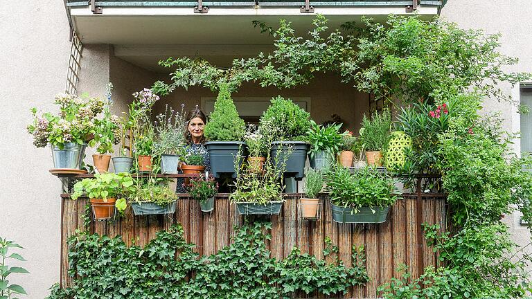 Ein Hingucker in der Egloffstenstraße ist der Balkon von Barbara Meyer. Foto: Thomas Obermeier