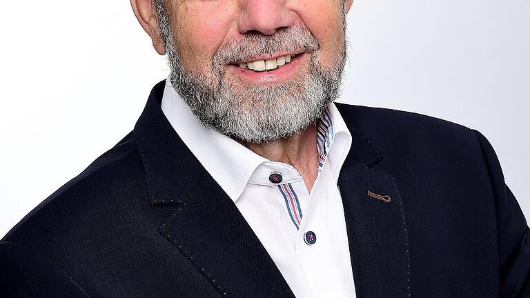 Winfried Wiendl, Gründer der Pflegedank-Stiftung, will Pflegekräften mehr Anerkennung zukommen lassen. Winfried Wiendl, Gründer der Pflegedank-Stiftung, will Pflegekräften mehr Anerkennung zukommen lassen.