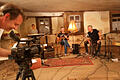 Für sein Filmprojekt 'Dorflied. Dorfbeat. Dorfblues' holte sich Filmemacher Benedikt Feser (links) befreundete Musiker mit ins Boot - so auch seine Bandkollegen von 'The Dukes' Tobias Feser (Mitte) und Thomas Stamm (rechts) sowie den jungen Kirchenorganisten Florian Schwing.