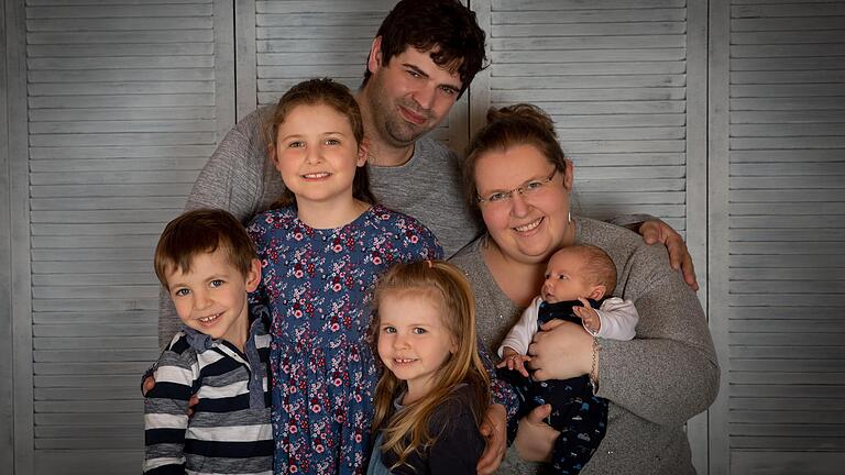 Luca komplettiert das Kinder-Quartett der Familie Stefan und Andrea Ziegler. Luca komplettiert das Kinder-Quartett der Familie Stefan und Andrea Ziegler.