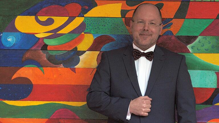 Markus Arneth leitet seit 2018 das Jack-Steinberger-Gymnasium in Bad Kissingen. Markus Arneth leitet seit 2018 das Jack-Steinberger-Gymnasium in Bad Kissingen.
