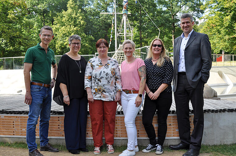 Die Jubilare der Stadtwerke Schweinfurt GmbH des Jahres 2021 für ihr 40- und 25-jähriges Dienstjubiläum.