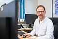 Die Impfpflicht sei keine Vorgabe nur für die Pflege, sondern gelte genauso für Ärzte, Therapeuten und andere Mitarbeiter, sagt Dr. Matthias Held, Ärztlicher Direktor am Klinikum Würzburg Mitte.