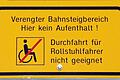 Von 2009 stammt diese Aufnahme, da war die Diskussion um die Barrierefreiheit des Haßfurter Bahnhofs schon in vollem Gange. Trotzdem ist es seither für Gehbehinderte nicht einfacher geworden.