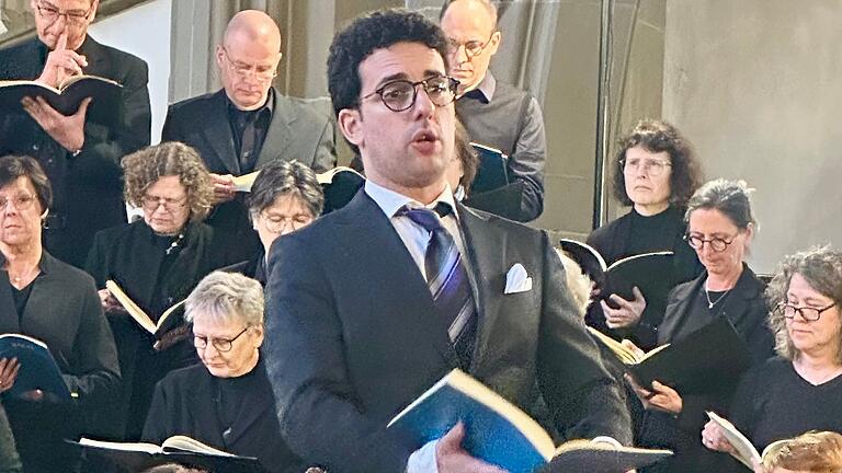 Tenor João Terleira sprang in letzter Minute ein. Tenor João Terleira sprang in letzter Minute ein.
