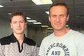 Alexej Schwarz (links) mit Alexej Nawalny. Der in Schweinfurt lebende russische Oppositionelle war Mitarbeiter in Nawalnys Anti-Korruptionsstiftung. Das Foto entstand 2019 im Moskauer Büro von Nawalny.