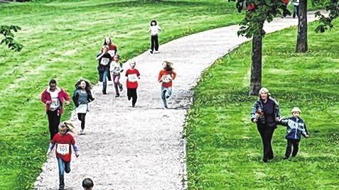 Laufveranstaltung für alle Altersgruppen: Sieben verschiedene Strecken bieten die Veranstalter beim ersten Bad Kissinger Runandfun im September an. Teilnehmen können so nicht nur Erwachsene, sondern auch Schulkinder und Bambini.