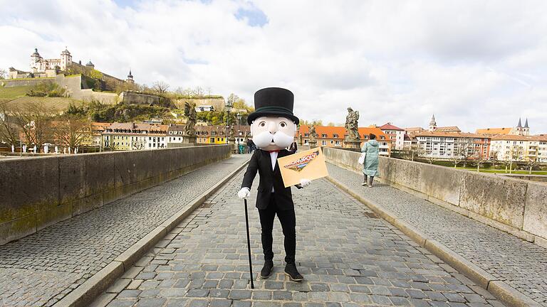 Bei der Wahl der Straßennamen für die neue Ausgabe des Würzburg-Monopoly können die Würzburgerinnen und Würzburger noch bis Ende Mai mitentscheiden. Bei der Wahl der Straßennamen für die neue Ausgabe des Würzburg-Monopoly können die Würzburgerinnen und Würzburger noch bis Ende Mai mitentscheiden.