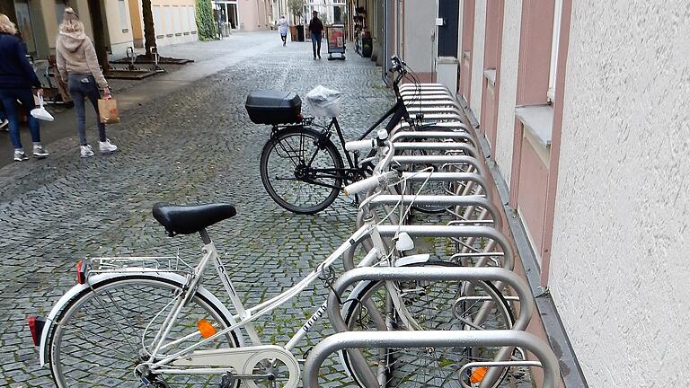 Fahrradabstellplätze in Schweinfurt. Fahrradabstellplätze in Schweinfurt.