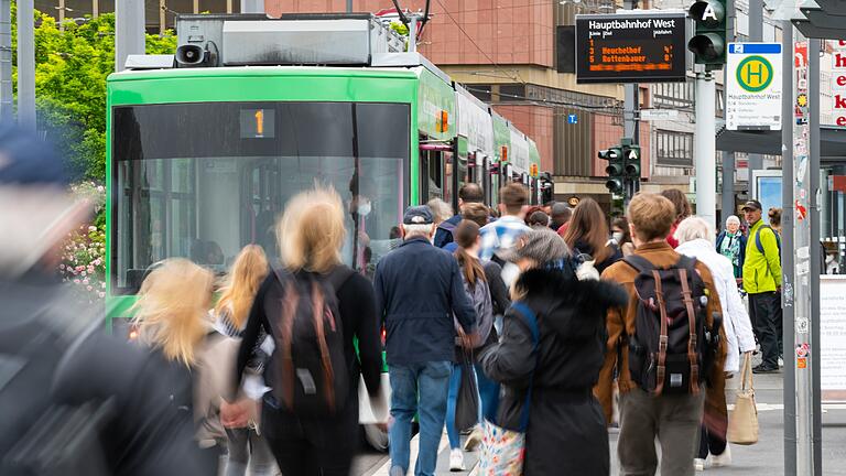 Mit einer flächendeckenden Überlastung der öffentlichen Verkehrsmittel rechnet der VVM nicht.