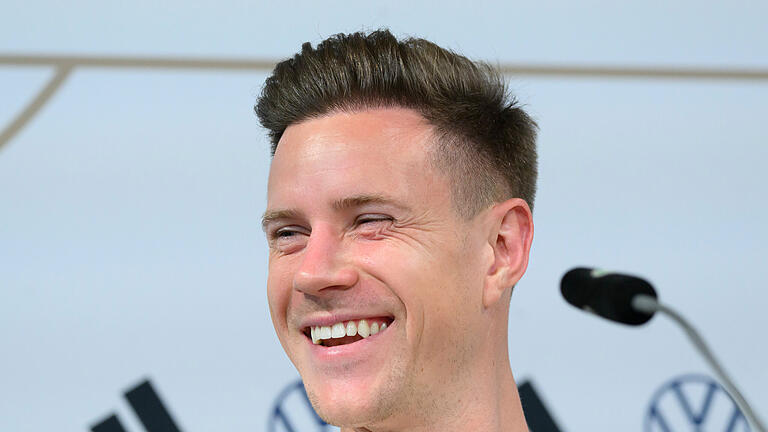 Pressekonferenz Nationalmannschaft.jpeg       -  Marc-Andre Ter Stegen beansprucht die Nummer eins bei der Nationalmannschaft für sich - und sendet vergiftete Genesungswünsche an Manuel Neuer.