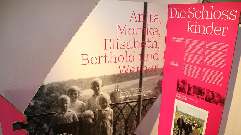 'Die Schlosskinder' Historisch und Aktuell (rechts), waren bei der Eröffnung dabei.       -  'Die Schlosskinder' Historisch und Aktuell (rechts), waren bei der Eröffnung dabei.