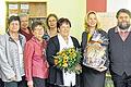 Gründung der Rheuma-Liga-Gruppe Marktheidenfeld: Bei einem Empfang im Seniorenzentrum Mainbrücke stellte sich das Team vor: In der Mitte Vorsitzende Rita Tebbe, (nach rechts) Ulrike Schneider, Zuständige für die Außenkontakte des Seniorenzentrums, Dritter Bürgermeister Martin Harth, Zentrumsleiter Edwin Winter und die Leiterin des Selbsthilfebüros Main-Spessart, Simone Hoffmann.