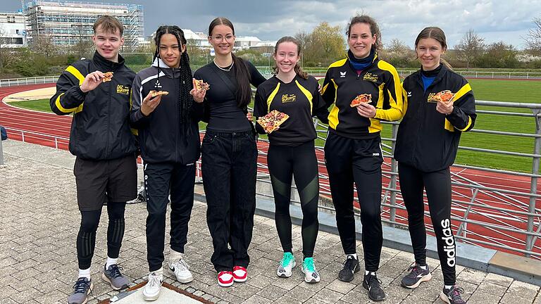 Die Camp-Betreuer vom LAZ Kreis Würzburg: (von lins) Jakob Schmitt, Julie Denkey, Matilda Hoos, Hanna Zimmer, Katharina Schmitt und Franka Quattländer. Die Camp-Betreuer vom LAZ Kreis Würzburg: (von lins) Jakob Schmitt, Julie Denkey, Matilda Hoos, Hanna Zimmer, Katharina Schmitt und Franka Quattländer.