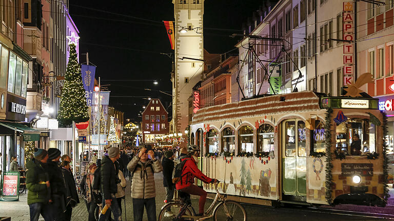 Viel los war am Samstag beim Würzburger Lichterglanz 2018.