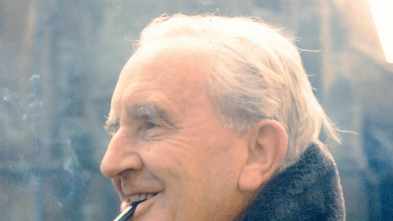 Vor 50 Jahren starb J.R.R. Tolkien       -  Vor 50 Jahren starb J.R.R. Tolkien. Sein Ziel war, eine Mythologie für seine Heimat England zu schaffen.