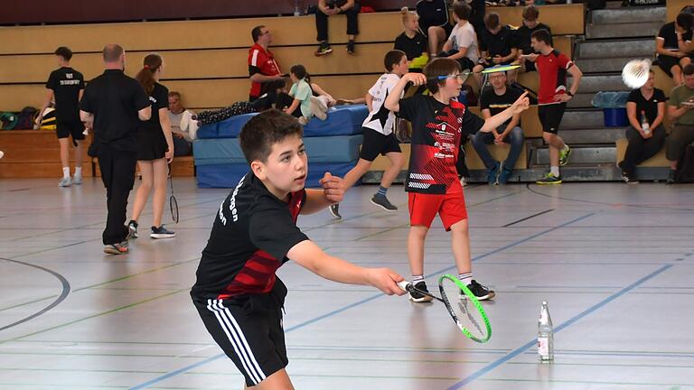 Badminton beim SC Bad Kissingen       -  Bastian Thiele vom SC Bad Kissingen stand zweimal auf dem Podest als Gewinner im Mixed sowie als Dritter im Doppel der U15.