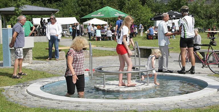 Im Freizeit- und Skulpturenpark in Dettelbach gibt es auch eine Kneipp-Anlage. Sie entstand bei der Erweiterung im Jahr 2016.