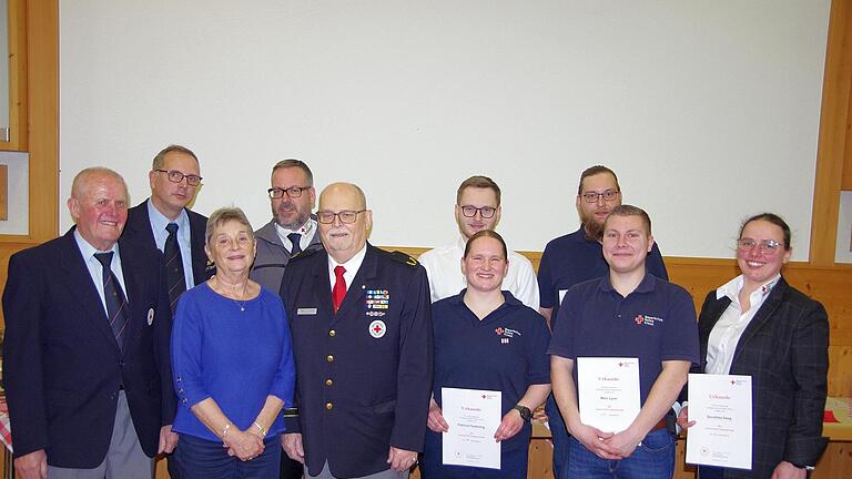 Vereinsehrungen (5 bis 65 Jahre, von links): Wolfgang Deppisch, Thomas Schreiner, Marika Hahn, Martin Mandewirth, Gerhard Metz, Oliver Kräßner, Patricia Fiederling, Georg Eckert, Marc Lyon und Dorothea Deeg. - Vereinsehrungen (5 bis 65 Jahre, von links): Wolfgang Deppisch, Thomas Schreiner, Marika Hahn, Martin Mandewirth, Gerhard Metz, Oliver Kräßner, Patricia Fiederling, Georg Eckert, Marc Lyon und Dorothea Deeg. Vereinsehrungen (5 bis 65 Jahre, von links): Wolfgang Deppisch, Thomas Schreiner, Marika Hahn, Martin Mandewirth, Gerhard Metz, Oliver Kräßner, Patricia Fiederling, Georg Eckert, Marc Lyon und Dorothea Deeg. - Vereinsehrungen (5 bis 65 Jahre, von links): Wolfgang Deppisch, Thomas Schreiner, Marika Hahn, Martin Mandewirth, Gerhard Metz, Oliver Kräßner, Patricia Fiederling, Georg Eckert, Marc Lyon und Dorothea Deeg.