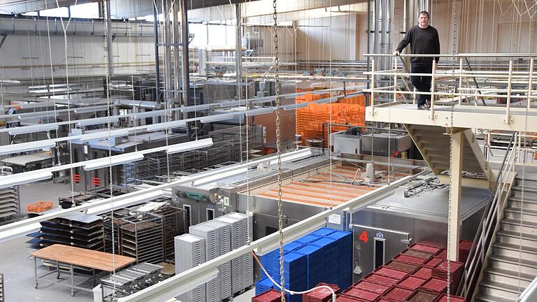 Maschinen bestimmen die Produktionsabläufe&nbsp; in der Bäckerei von Franz Schmitt.