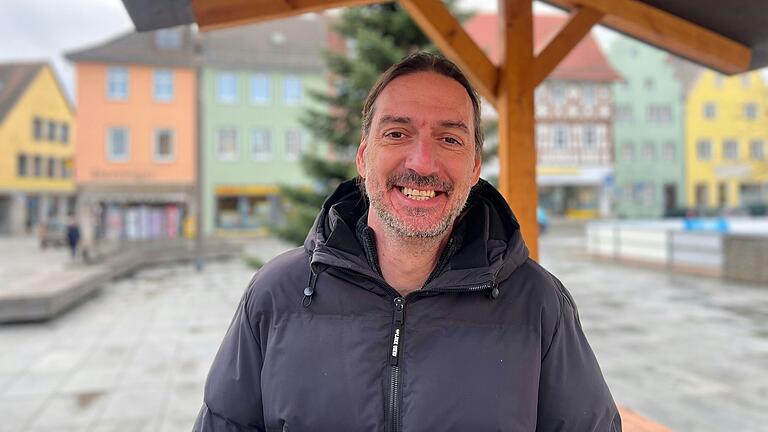 Dominik Wukowojac (50) aus Mellrichstadt kann sowohl die Befürworter als auch die Gegner eines Böllerverbots verstehen.