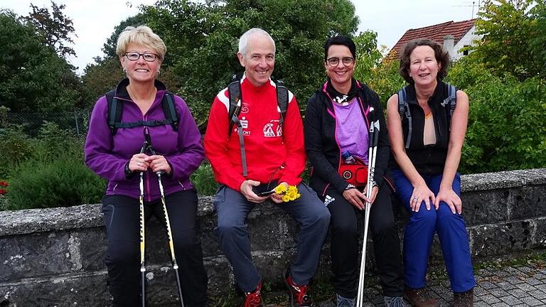 Gemeinsam bei der Hike Challenge auf Tour: (von links) Martina Heuring, Eberhard Helm, Carmen Orf und Barbara Ramann.