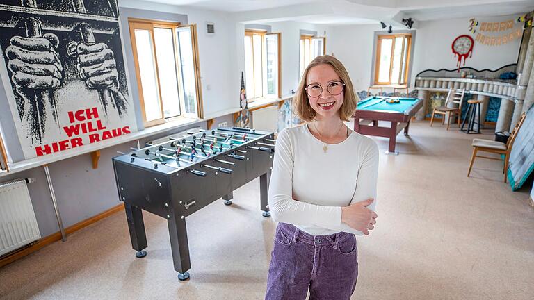 Johanna Kassner ist seit Mitte April als Stadtjugendpflegerin angestellt. Zu ihrem breiten Aufgabengebiet zählt auch die Leitung des Jugendhauses. Im Stadtrat stellte sie ihr Konzept und die ersten angelaufenen Maßnahmen vor und erntete dafür viel Beifall. Johanna Kassner ist seit Mitte April als Stadtjugendpflegerin angestellt. Zu ihrem breiten Aufgabengebiet zählt auch die Leitung des Jugendhauses. Im Stadtrat stellte sie ihr Konzept und die ersten angelaufenen Maßnahmen vor und erntete dafür viel Beifall. 