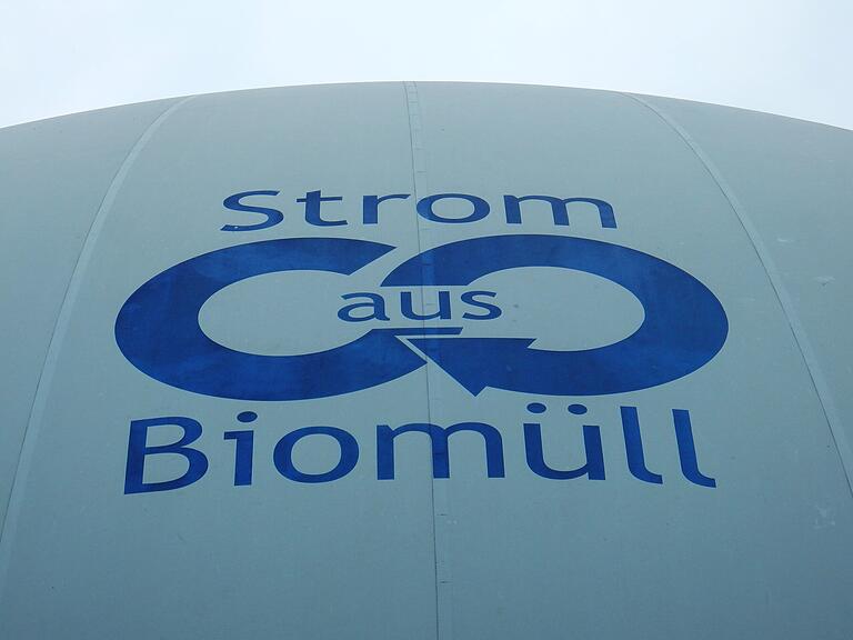Sieben Millionen Kilowattstunden erzeugt die Anlage. Sieben Millionen Kilowattstunden erzeugt die Anlage.
