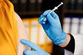 Corona-Impfung.jpeg       -  Seit 18. September ist ein neuer Impfstoff gegen Covid-19 verfügbar. Er soll insbesondere vor den aktuellen Varianten des Virus schützen.
