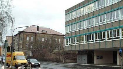 So sieht es heute in       -  So sieht es heute in der Schultesstraße aus. Links die Musikschule.