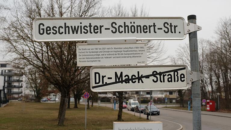 Augsburg benennt Straße nach Nazi-Opfern       -  Die Stadt Augsburg hat die bisherige &bdquo;Dr.-Mack-Straße&rdquo; in &bdquo;Geschwister-Schönert-Straße&rdquo; umbenannt.