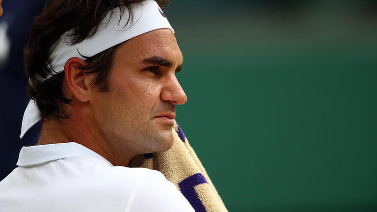 Roger Federer       -  Roger Federer gewann nach halbjähriger Verletzungspause gegen den Briten Dan Evans in zwei Sätzen. Foto: Clive Brunskill/Archiv