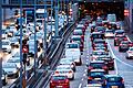 Egal ob Verbrenner oder Elektro: Im Stau stehen sie alle (wie hier in München). Deswegen ist für den Soziologen Sven Kesselring die Mobilitätswende weit mehr als nur der Austausch der Antriebsart bei Autos.